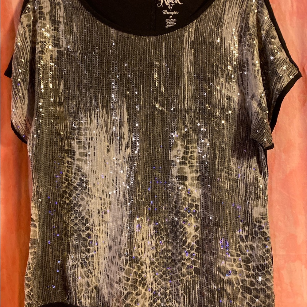 Black and grey sequin short sleeve shirt